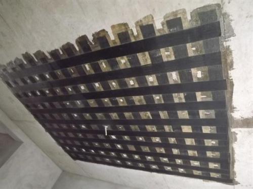 万宁楼板加固